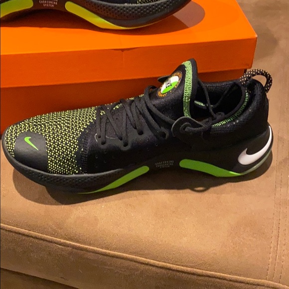 nike joyride electric green